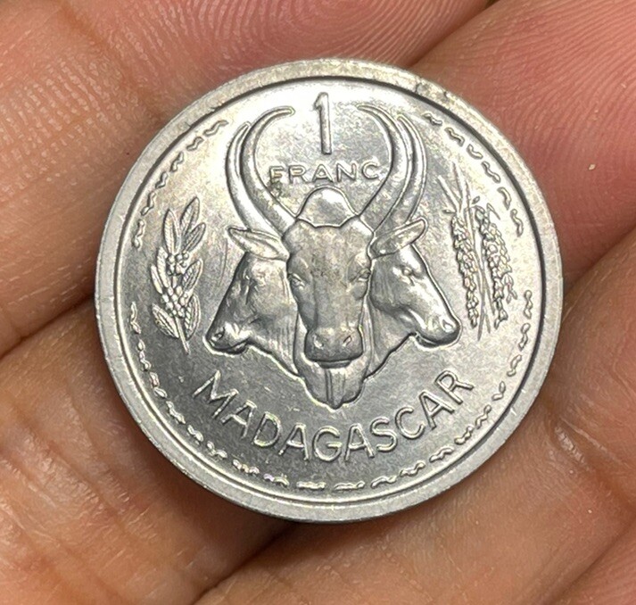 1958 Madagascar One Franc Coin Excellent Condition