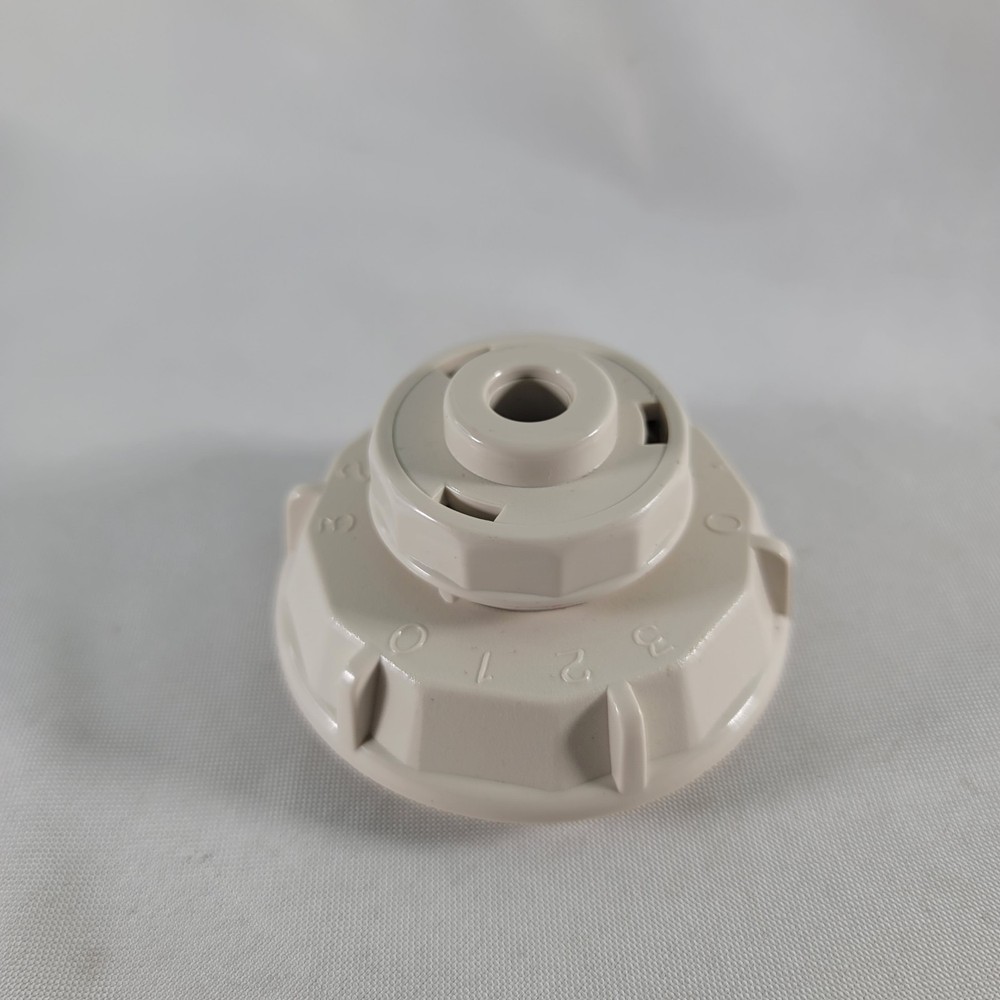 Eclipse Dimensions 2000 One Gear Juicer Replacement Screw Cap Part Only