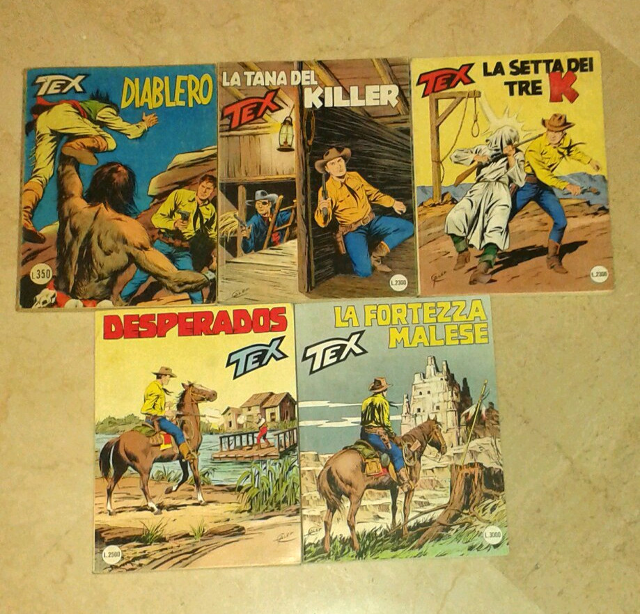 TEX LOT NO.5 COMICS THREE STAR SERIES