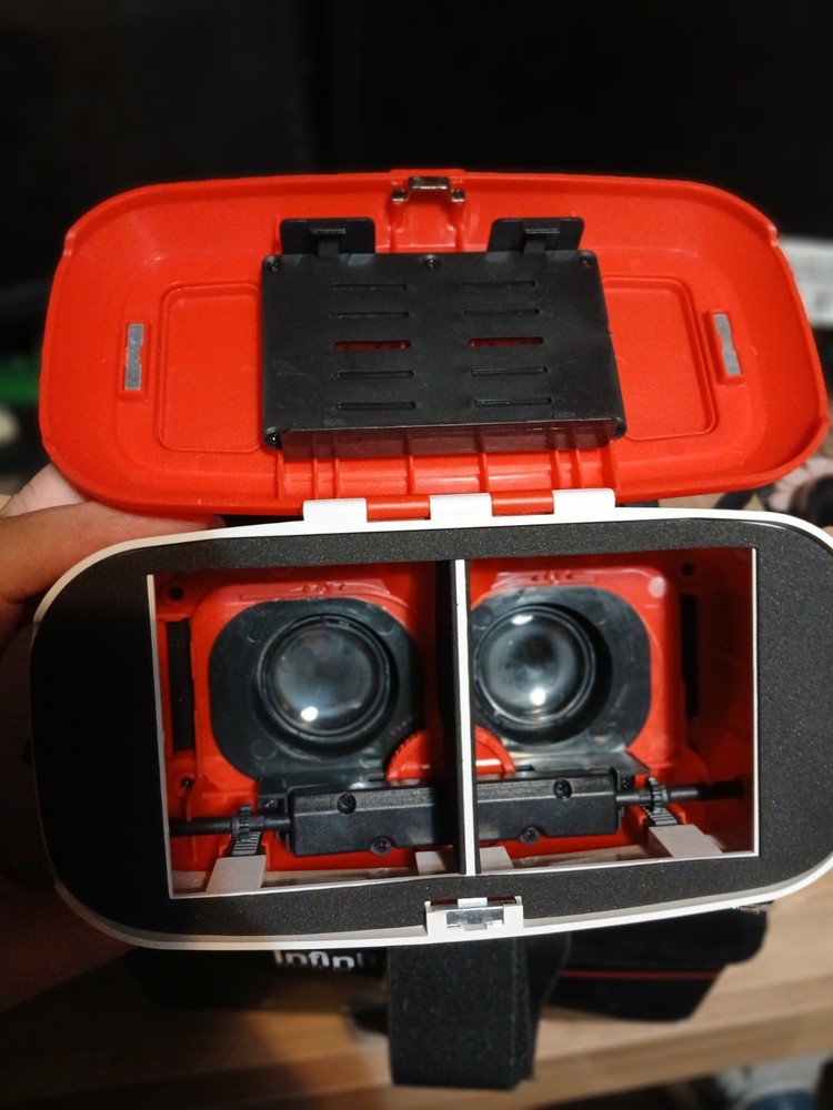 Infinite VR One Virtual Reality Smartphone Goggles,