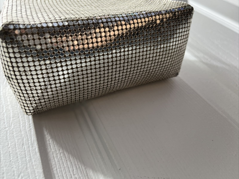Vintage 1950’s Whiting And Davis Mesh Chain Silver Purse