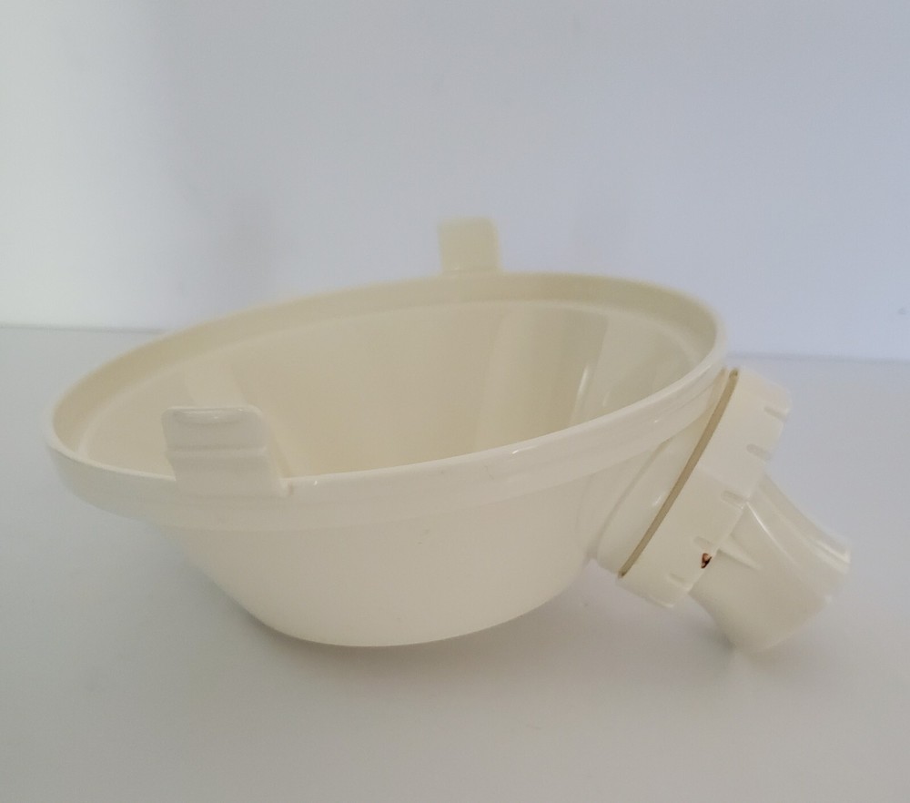 Margaritaville Explorer  Ice Hopper Base Replacement Blade Spout