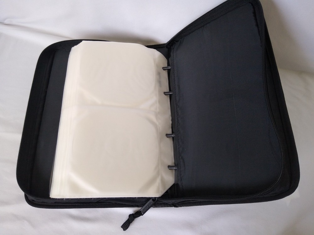 Vintage Case Logic Disk Holder Black 30 Disk CD / DVD Holder Soft Case Storage..