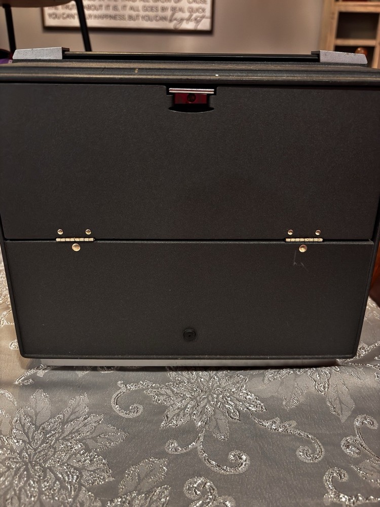 Bell & Howell Compatible Autoload 8mm Super 8 Projector 466A