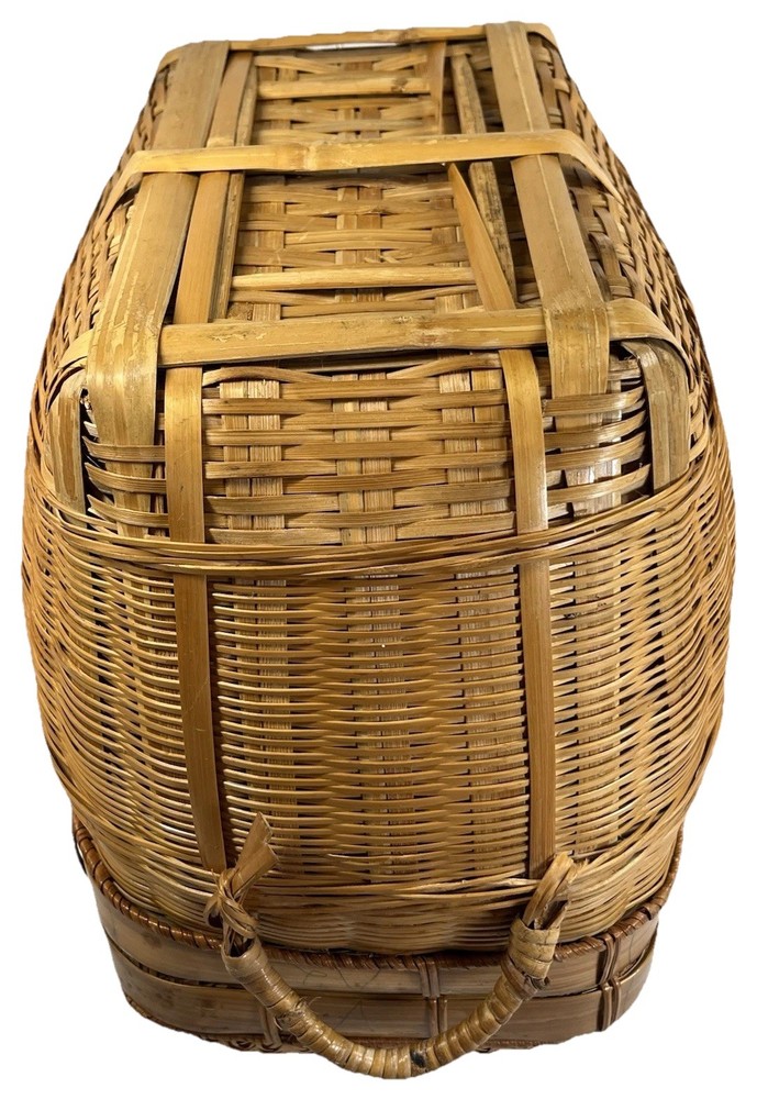 Lidded Herringbone Woven Basket Storage Trunk Split Bamboo Rattan Cane