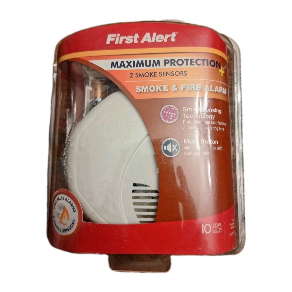 FIRST ALERT Smoke Fire Alarm Dual Sensor Maximum Protection NEW