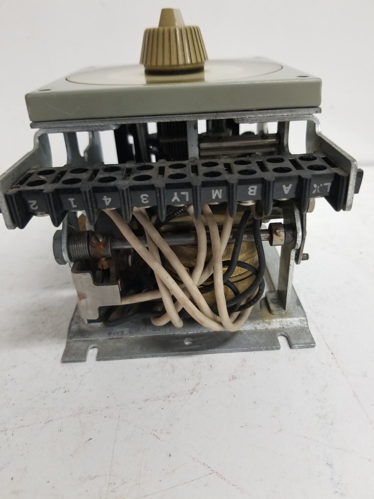 Eagle Signal 4D69 115v 15 A Microflex