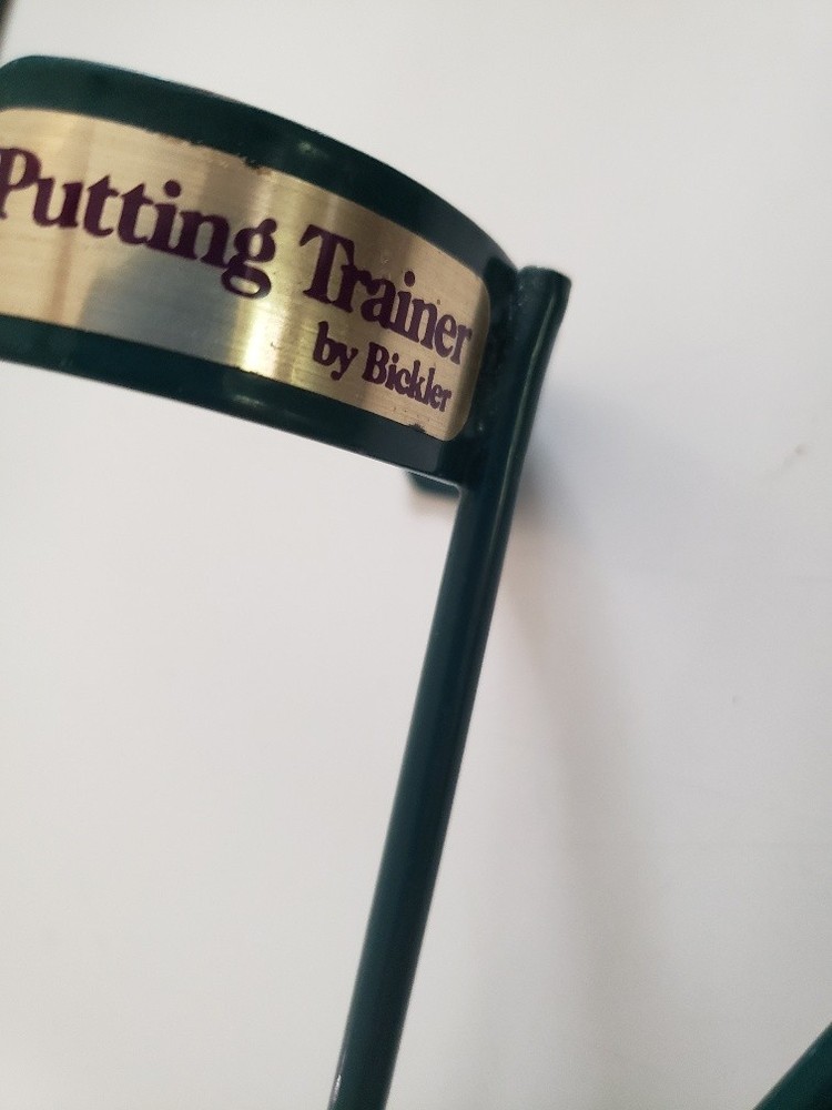 The Bickler Putting Trainer
