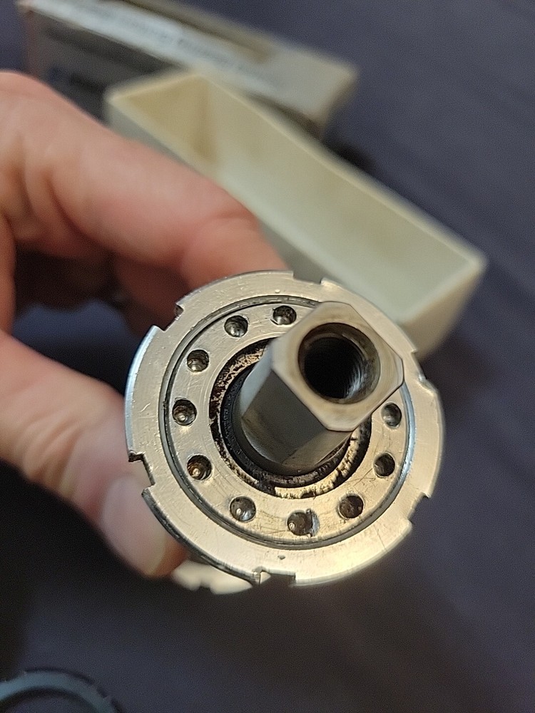 performance bicycle sealed bearing bottom bracket