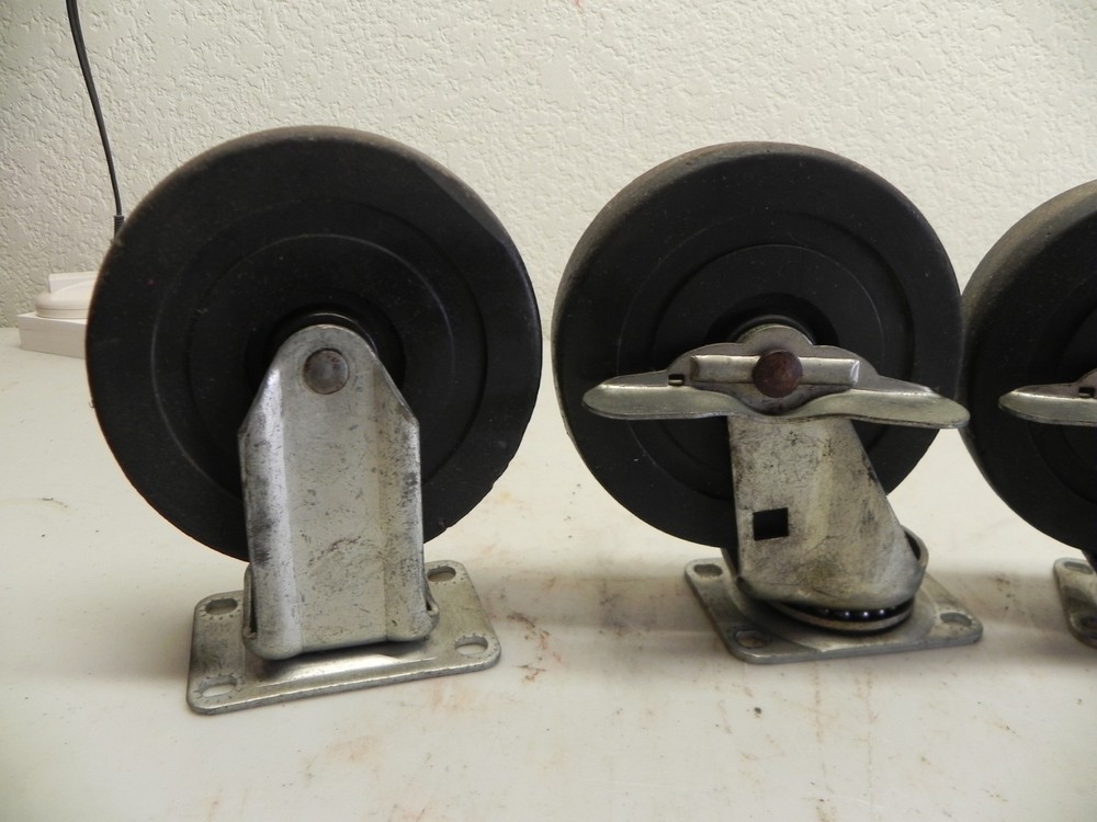 Vintage Snap-On KR557 Roll Cab 4 Piece Caster Set 2 Swivel/Locking & 2 Fixed