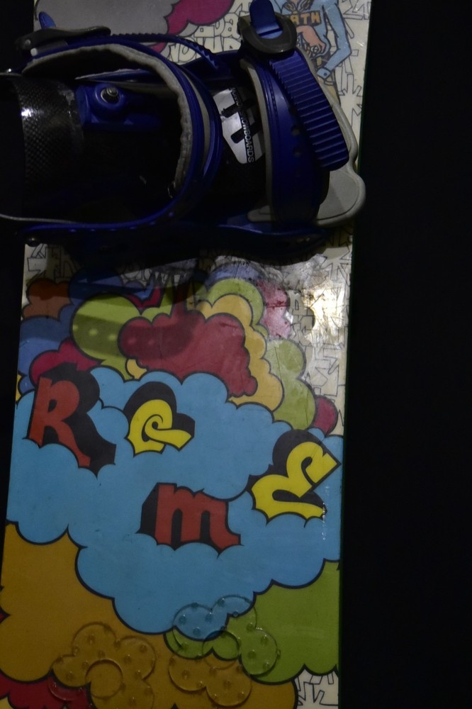 ROME LABEL SNOWBOARD SIZE 142 CM WITH MORROW MEDIUM BINDINGS
