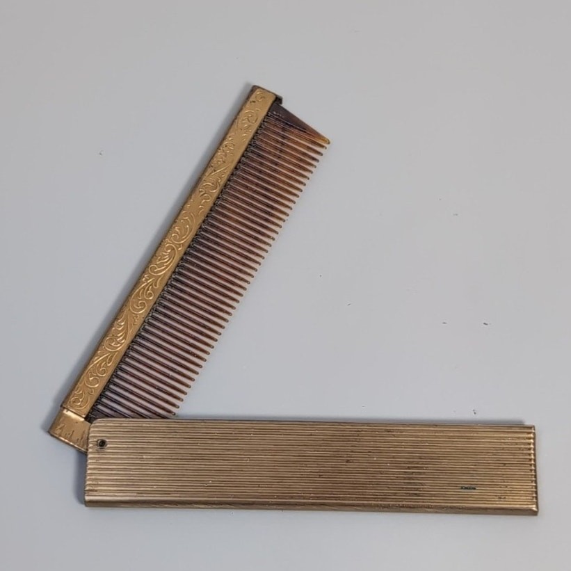 4" Vintage 1920s GOLD TONE Comb Pocket Case
