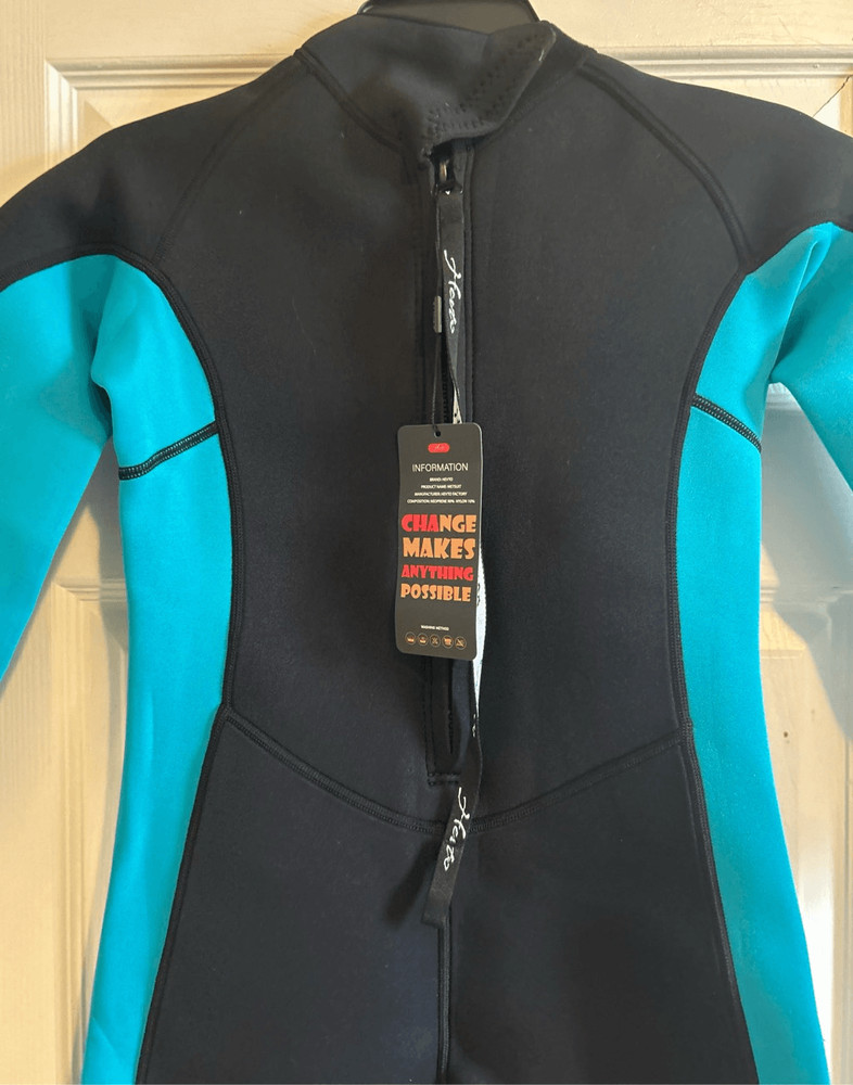 Hevto Wetsuit Size 12