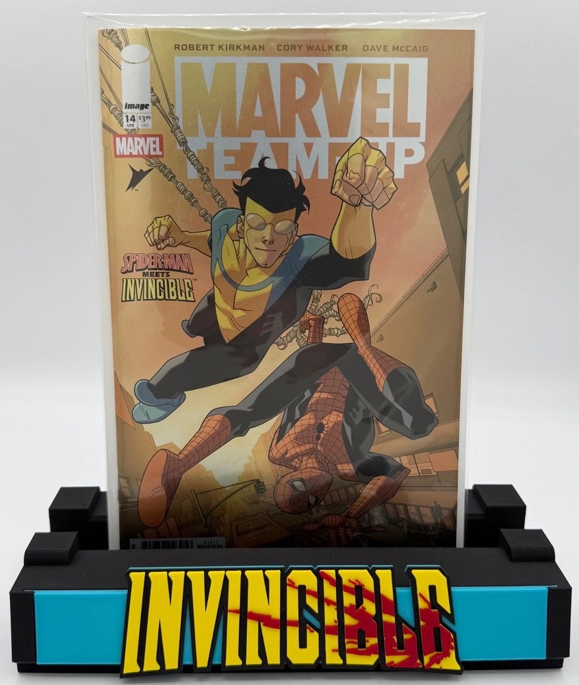 Invincible Comic Book Display Stand for Graded CGC, CBCS, and Non-Graded Comics