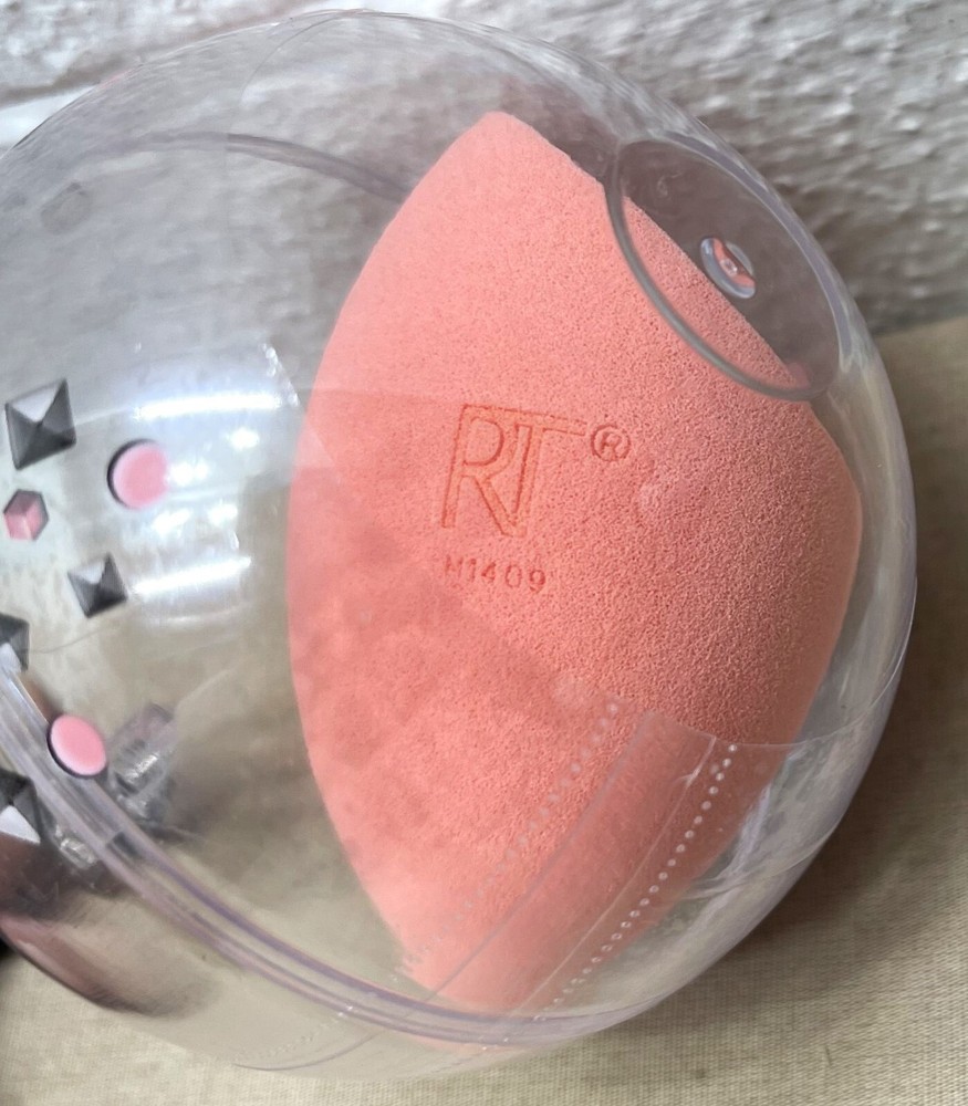 2 Real Techniques Miracle Complexion 3in1 blending Makeup Foundation bb Sponge