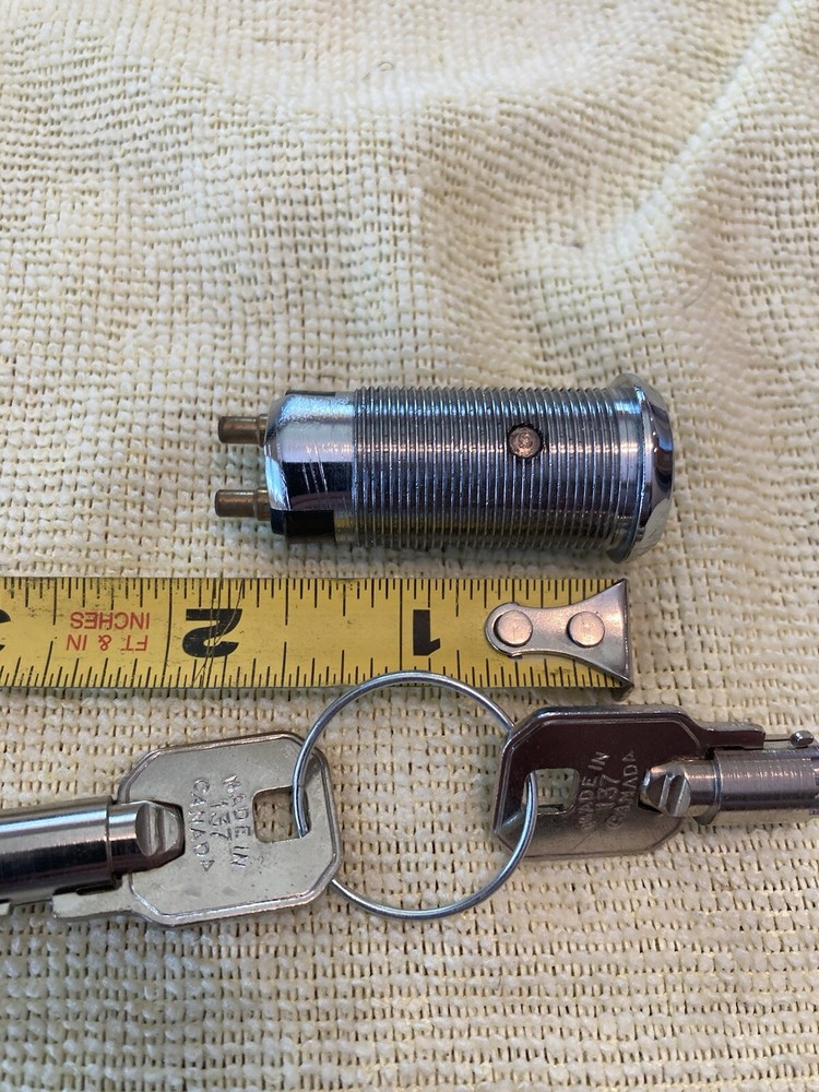 Ace Switch Lock, momentary contact￼