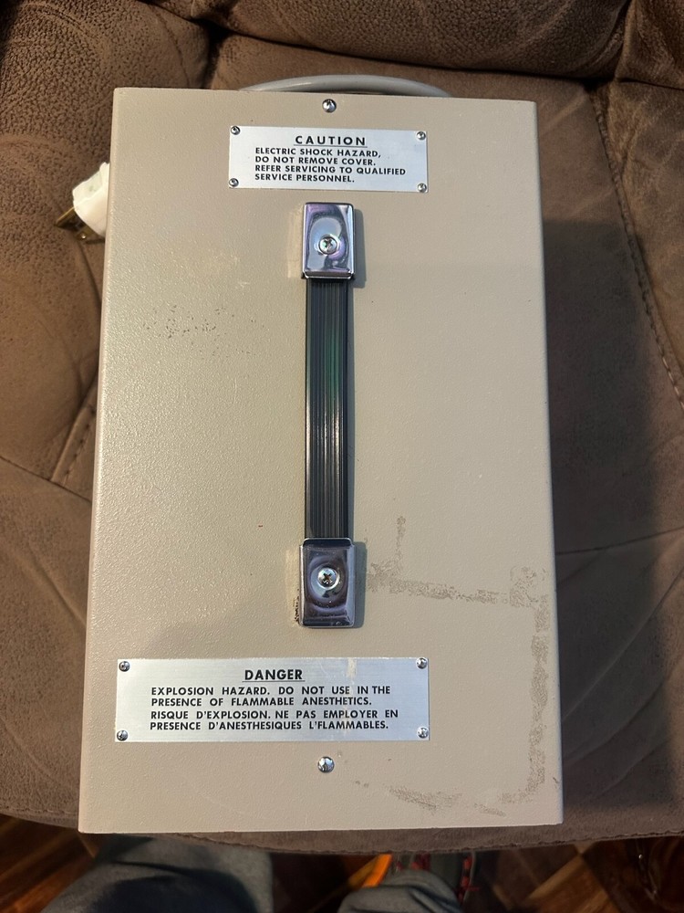 Olympus CLK-3 Cold Light Supply (Light Source) Tested & Fully Functional