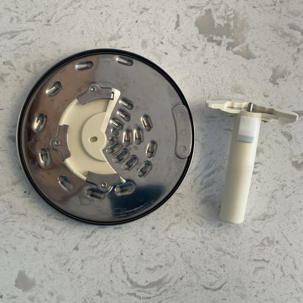 Cuisinart Prep 7 Food Processor Disc Blade DLC-8 DLC-10 & Stem DLC-10 Replace