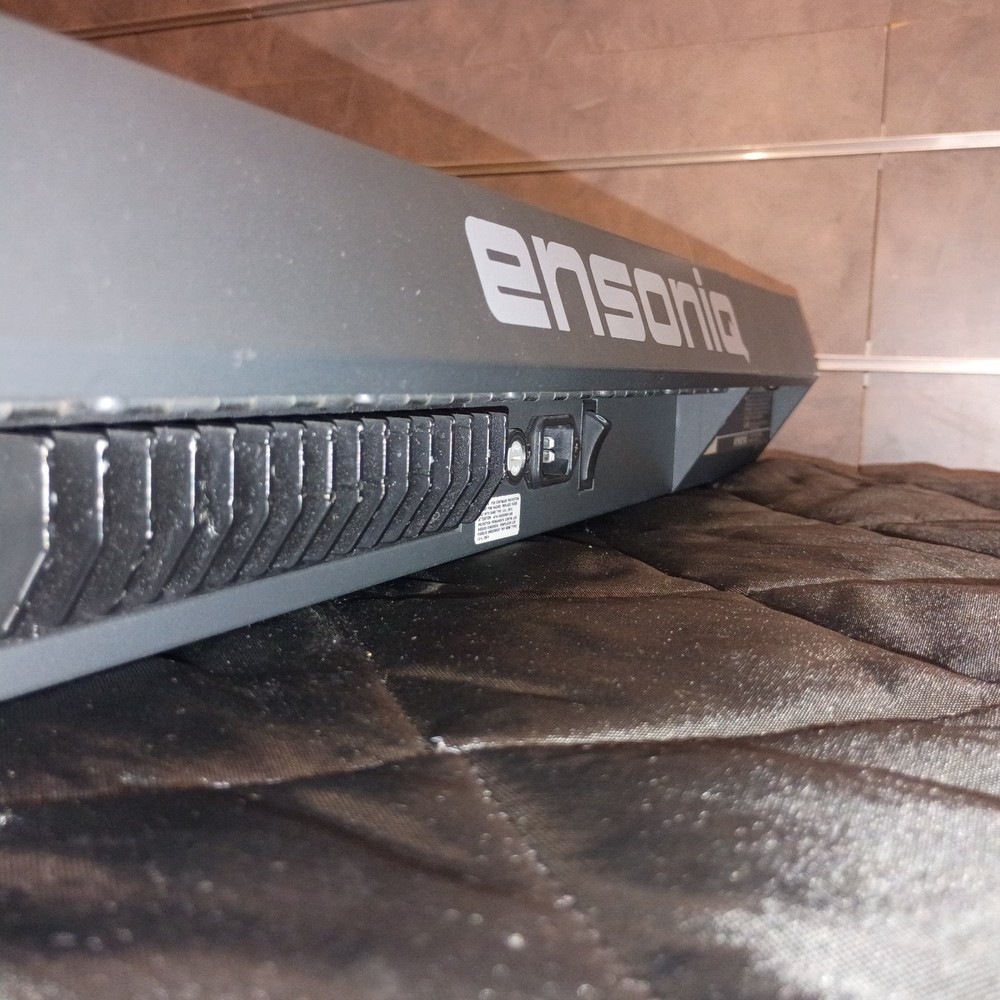 Ensoniq Mirage DSK-1 Digital Sampling Keyboard