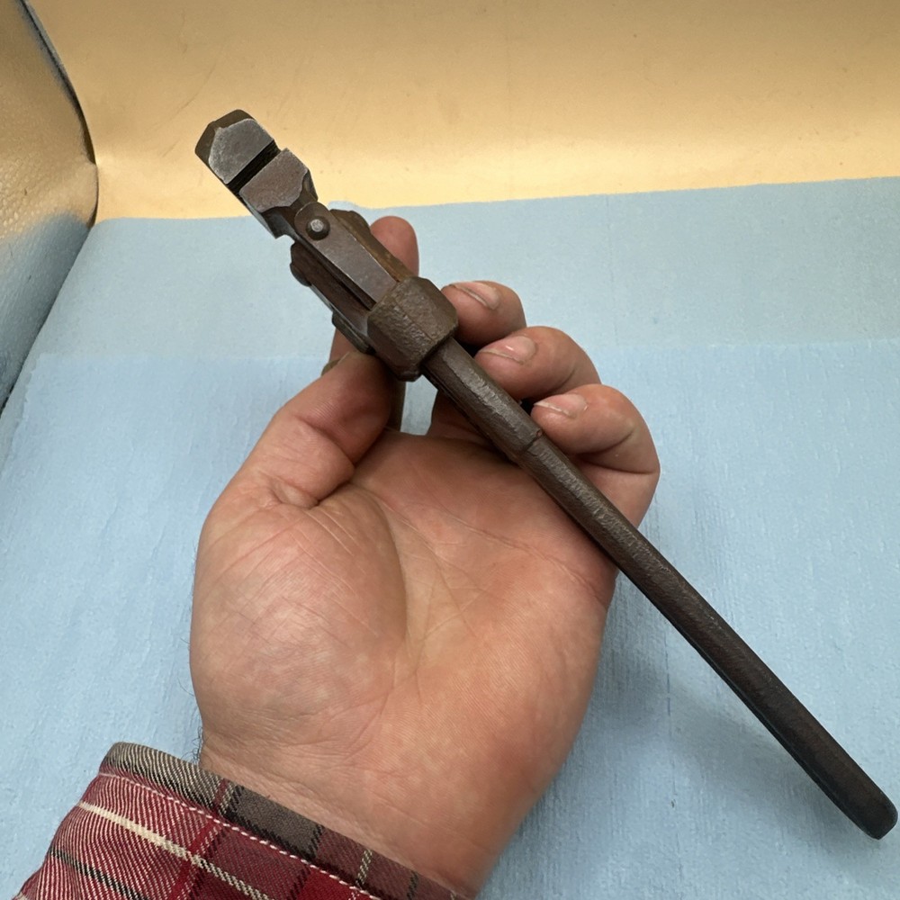 Vintage Dunlap USA 10” Pipe Wrench Circle Y