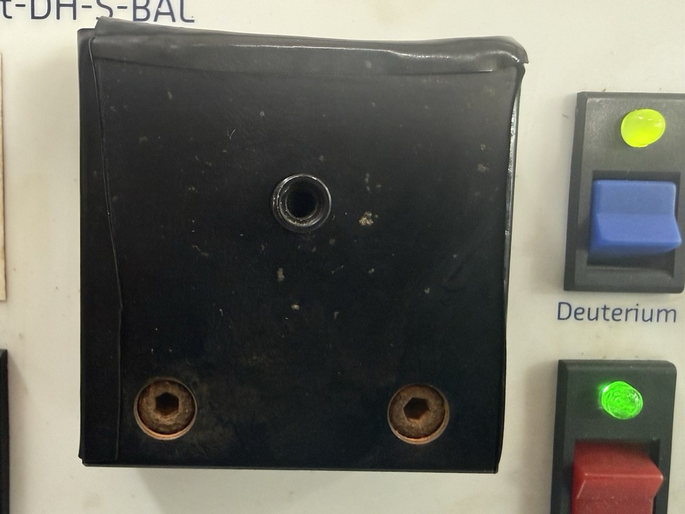 Avantes AvaLight-DH-S-BAL UV Halogen Light Source x2 As-Is