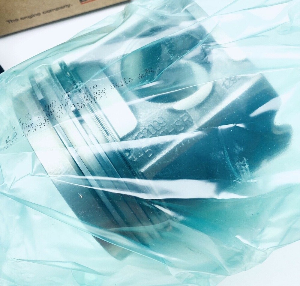 DEUTZ PISTON 04612031 GENUINE OEM