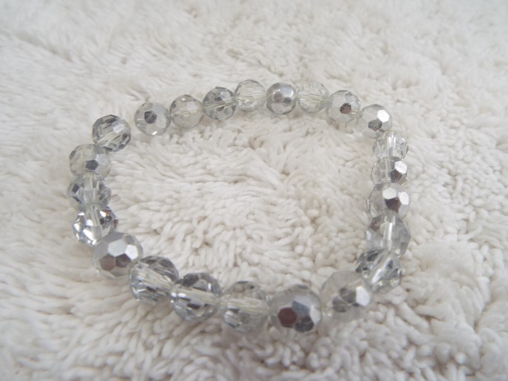 Clear Glass Bead Stretch Bracelet (A64)