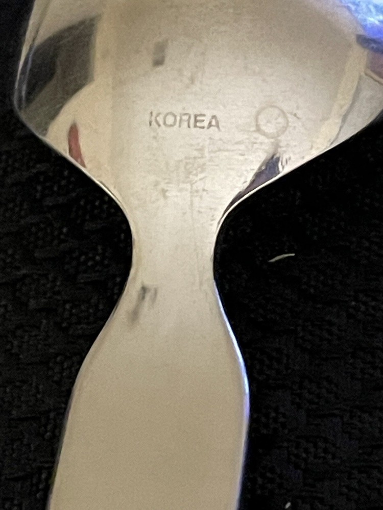 6 Pieces Post Modern Stainless Circle Tip Handle Korea 18/10