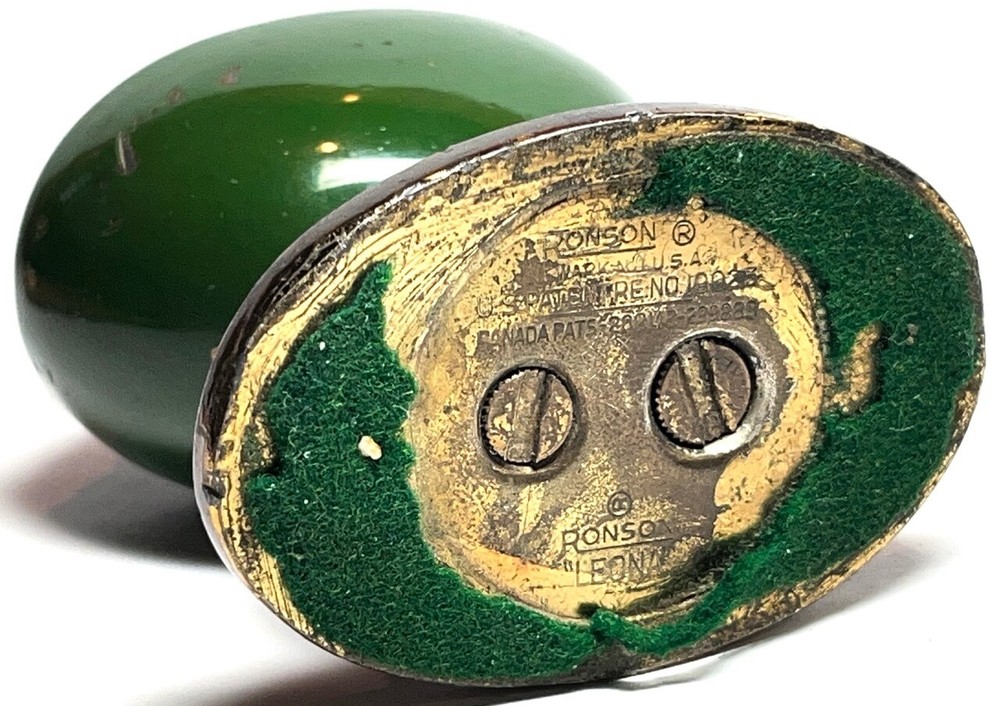 Retro Ronson, Green Urn form Table Cigarette Lighter,
