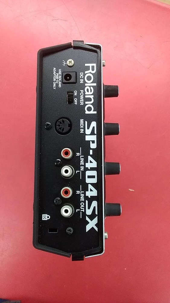 Roland SP-404SX Compact Linear Wave Sampler -Excellent Condition from Japan Used