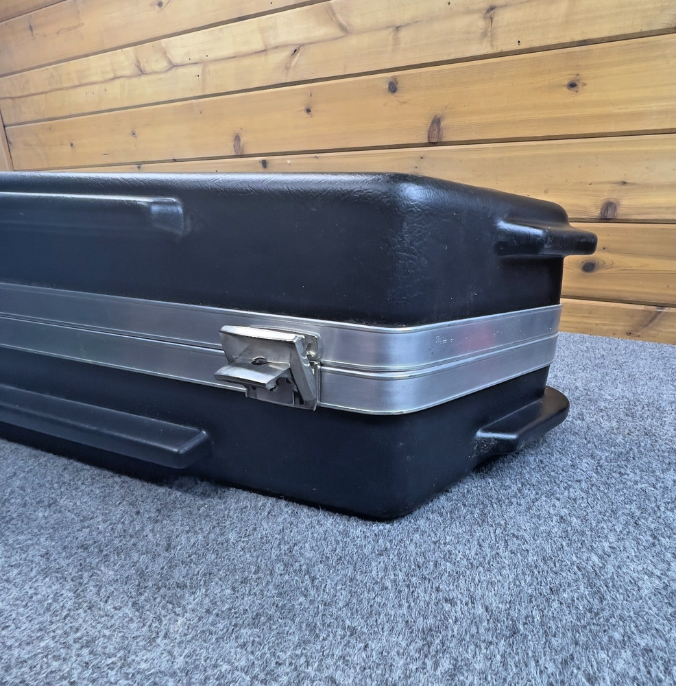 SKB Compound Bow Case Hard Shell 53" Black Extra Long w Keys Foam Interior