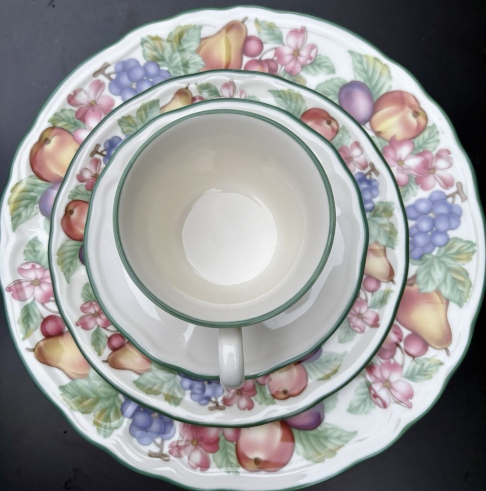EPOCH Collection Dinnerware Five Piece Set ~Market Day~E-801