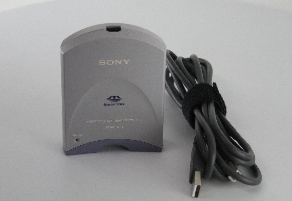 Sony USB Interface Card Reader for Memory Stick - PC/Mac (MSAC-US1)