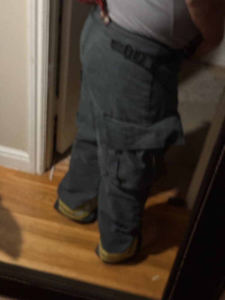 Globe Firefighter Suit Short Rise 2002 Size 36 X 34 Fireman Uniform
