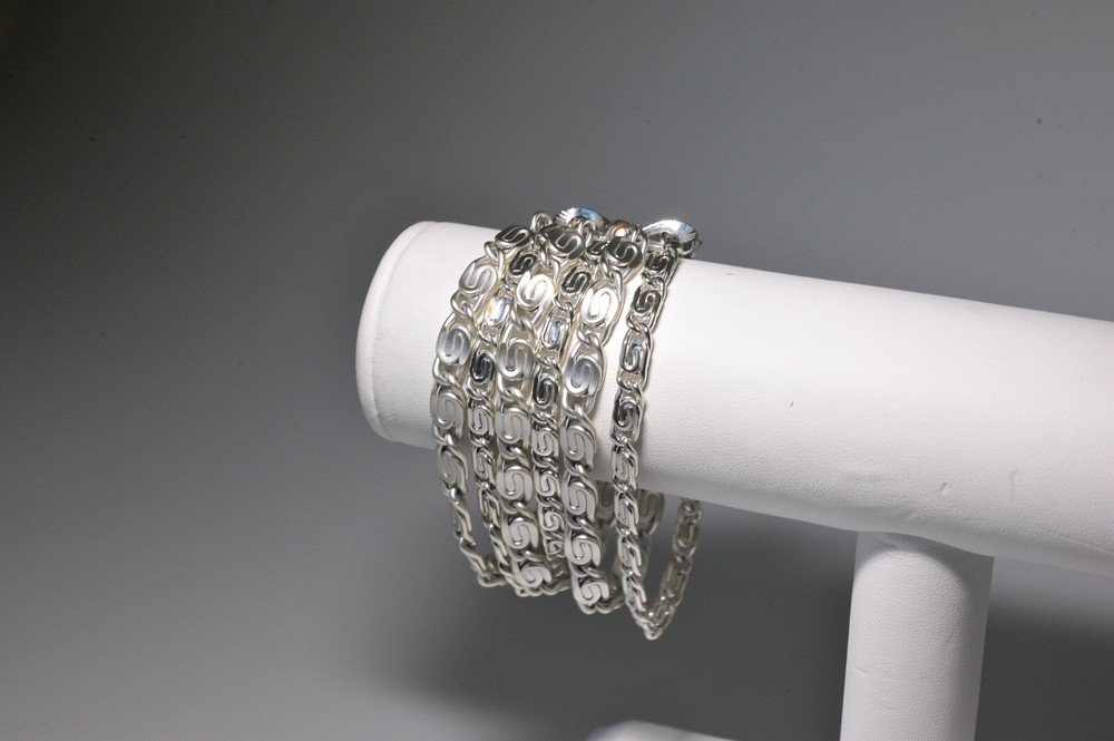 VTG signed Bracelet Lisner layered stack bow clasp satin shiny silver tone