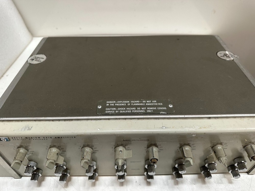 HP 8821A MEDIUM GAIN AMPLIFIER RACK MOUNTED