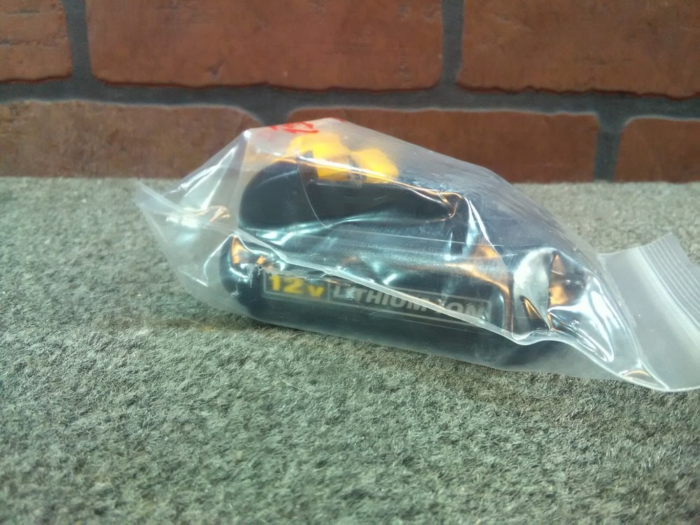 ***GENUINE*** Dewalt DCB120 12V MAX Lithium Ion Battery Pack-***NEW***
