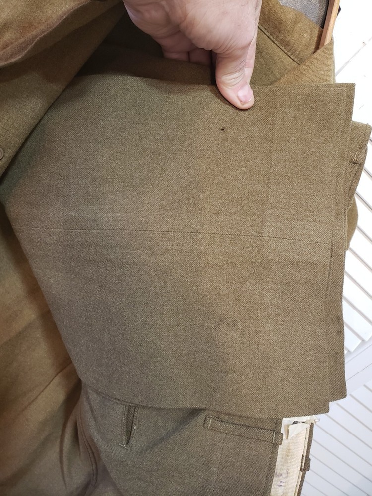 WWII ARMY OUTFIT