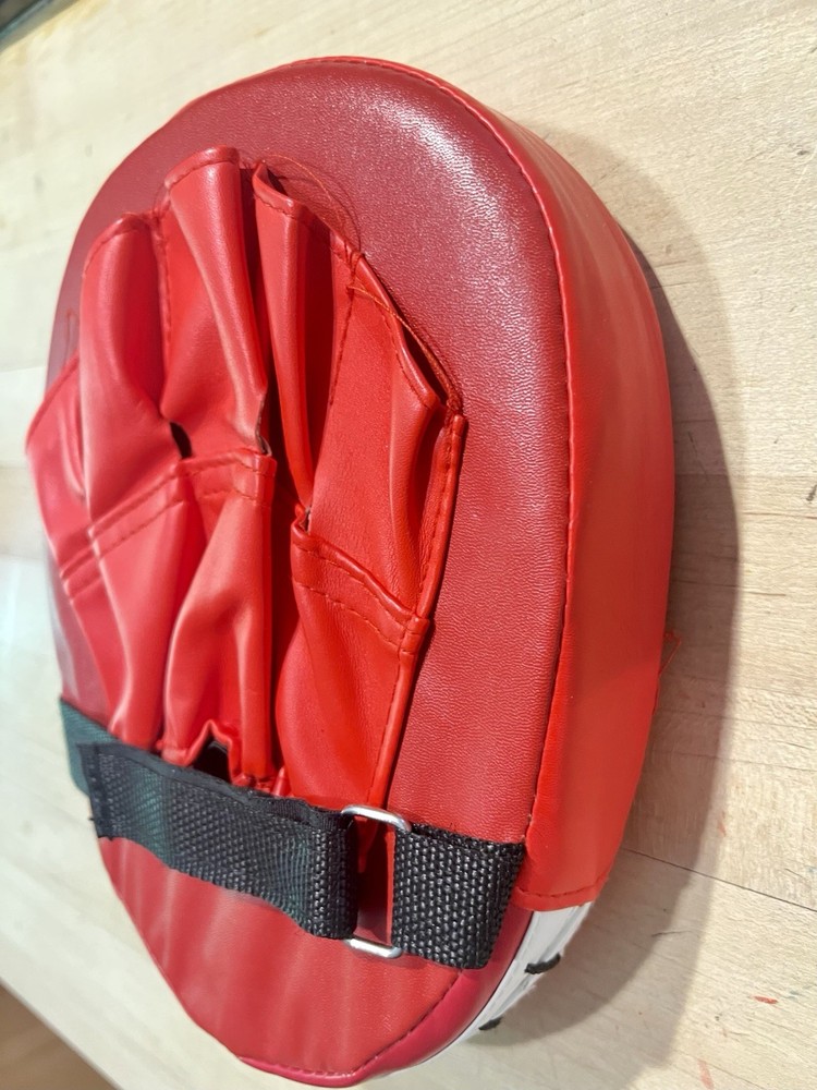 Kickboxing Boxing MMA Training Gear - Punch Mitt/Pad PU Leather Half Mitts NICE!