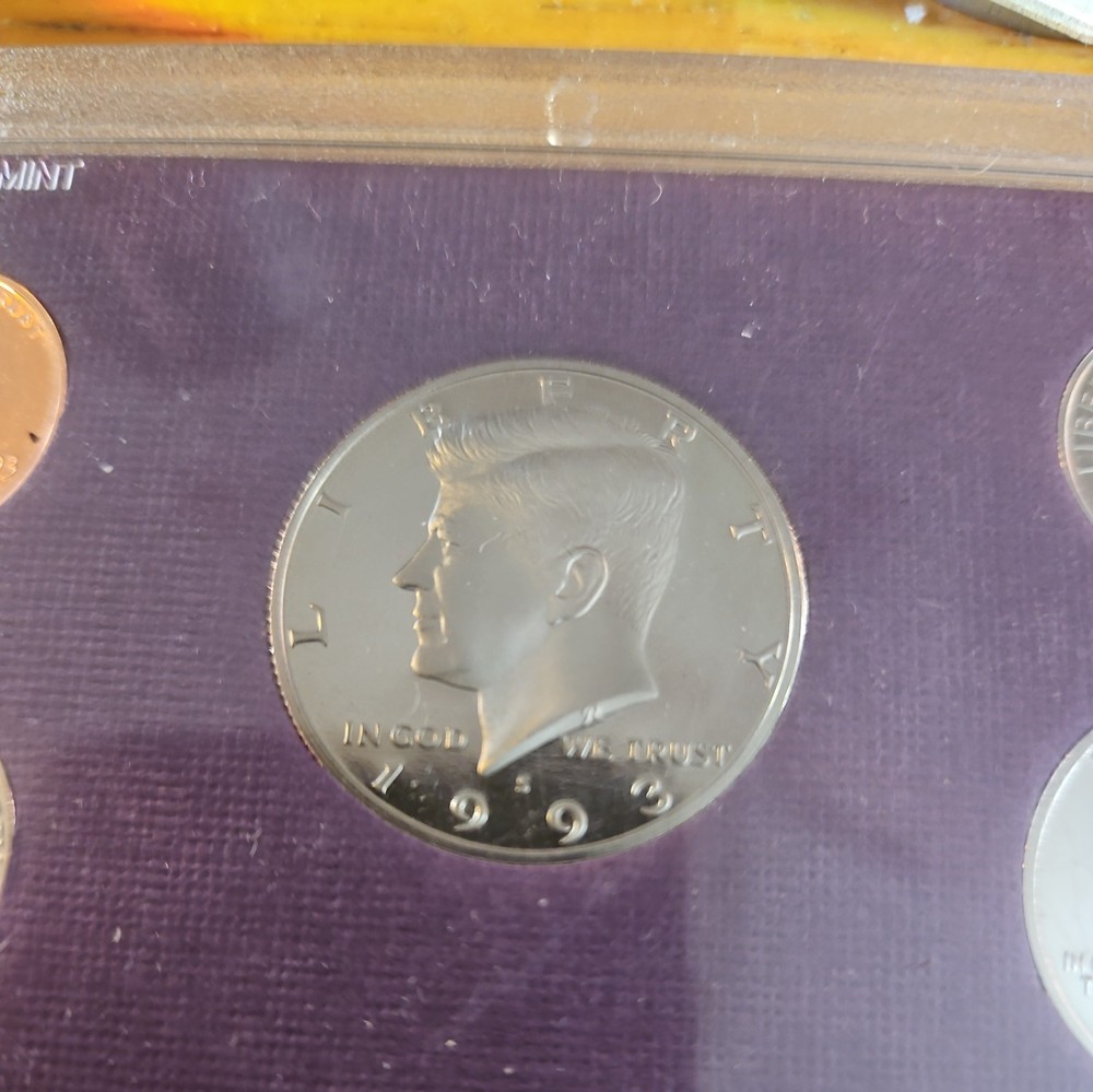 1993-S UNITED STATES MINT PROOF SET