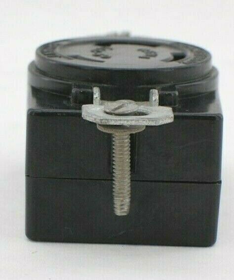 Bryant L10-30 Receptacle
