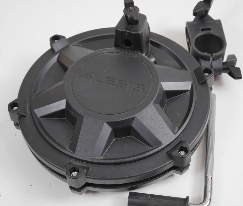 Alesis Turbo 8" Electronic Mesh Pad with Mounting Hardware