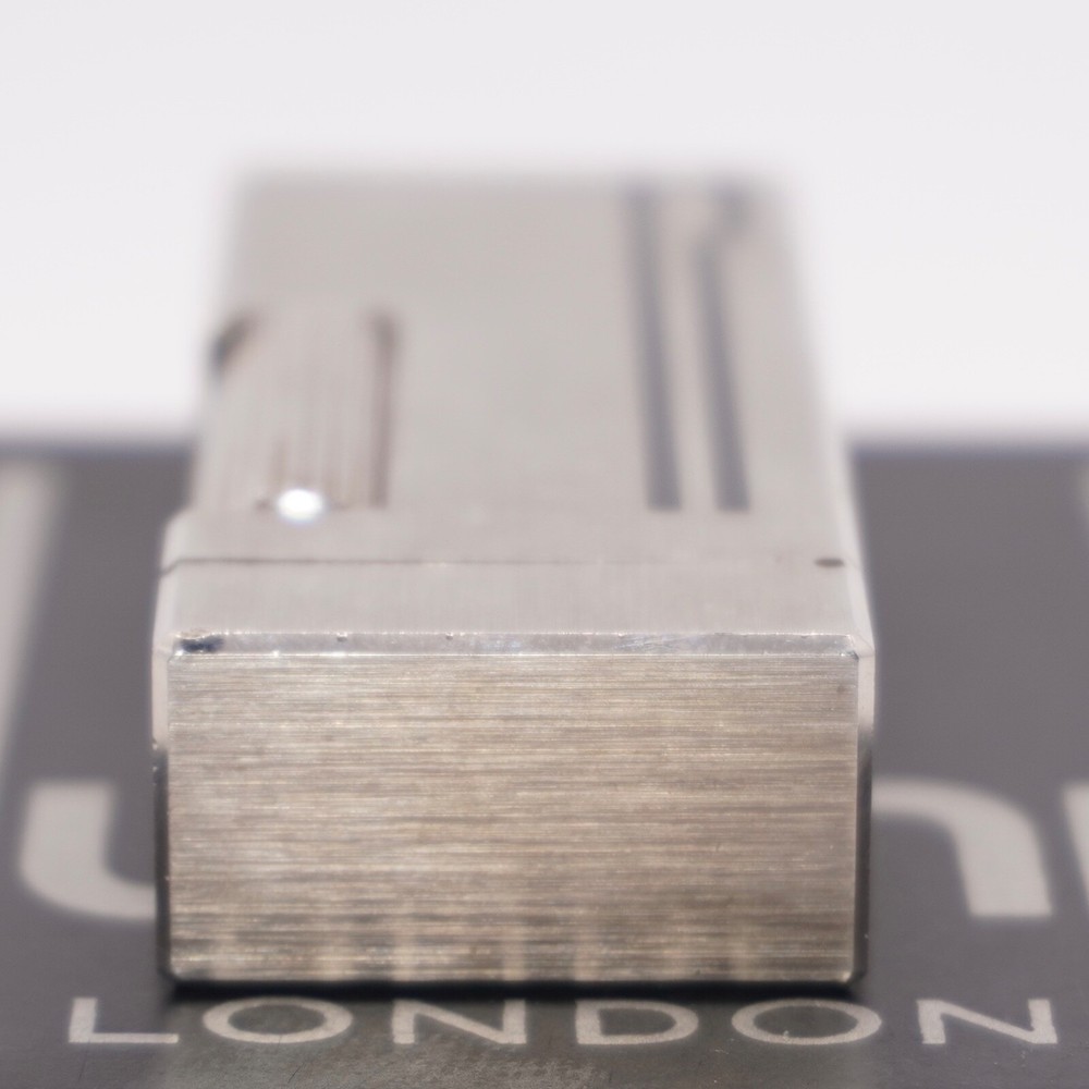 Limited edition item Dunhill lighter stainless d pattern_Ultrasonically cleaned