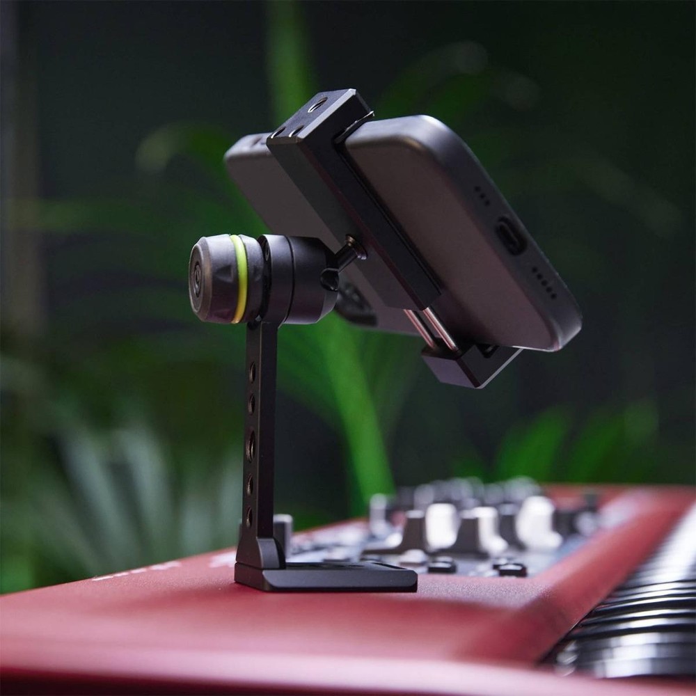 Gravity VA PH 1 B Versatile Travel Smartphone Holder