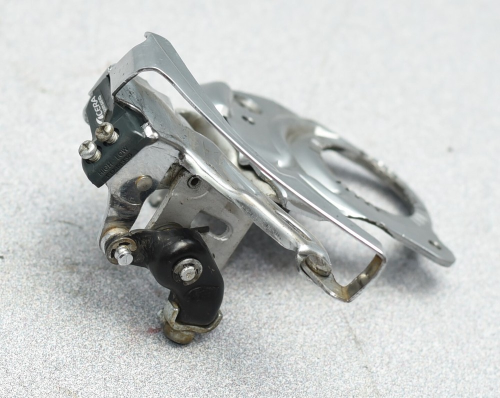 Shimano Acera FD-M330 Front Derailleur, E-Type Bottom Bracket Mount, Top Pull