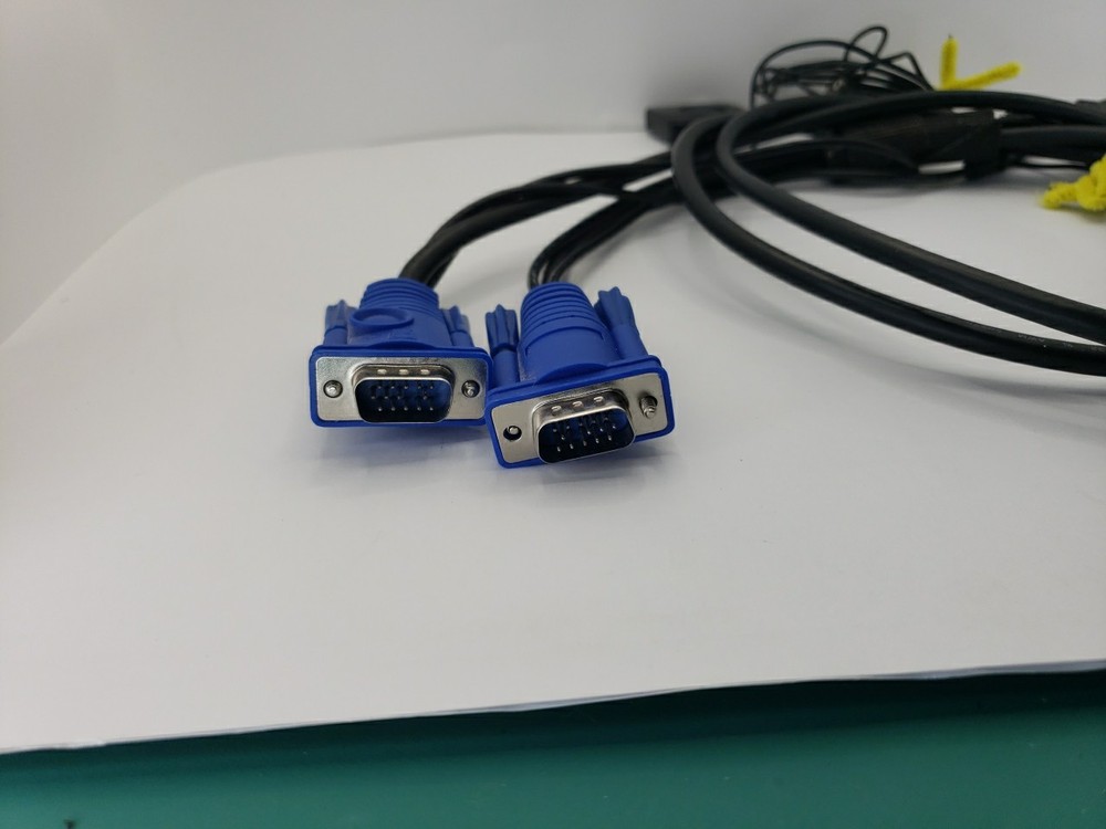 Rosewill (RKV-2UC) 2-Ports External KVM switch