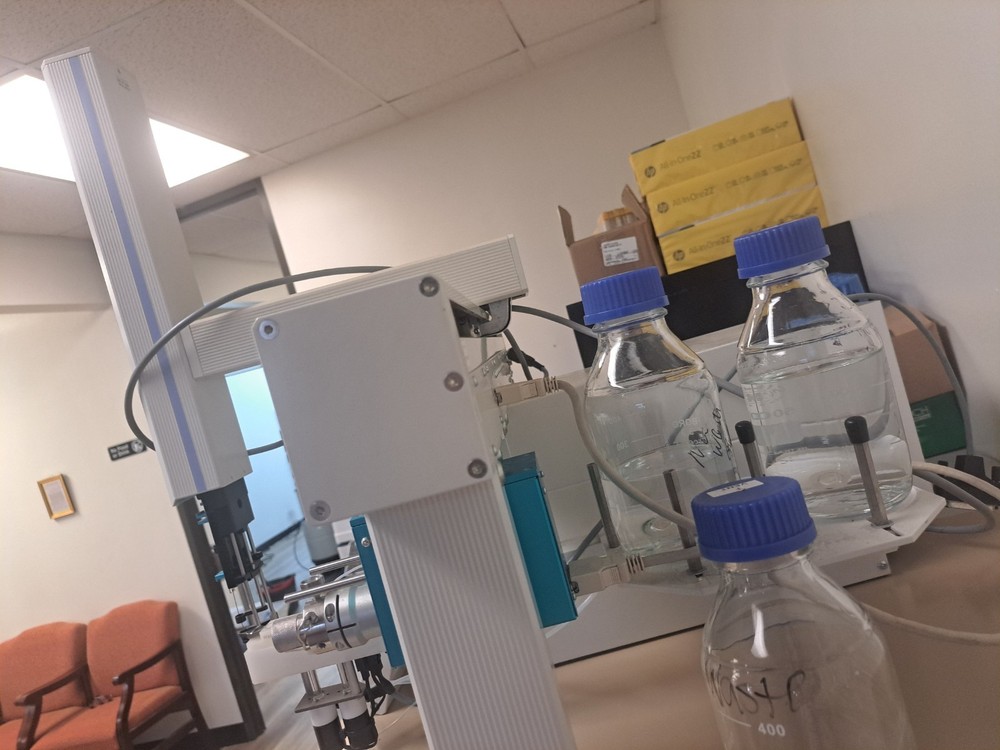 SHIMADZU AUTO SAMPLER/AUTO INJECTOR SIL 5000