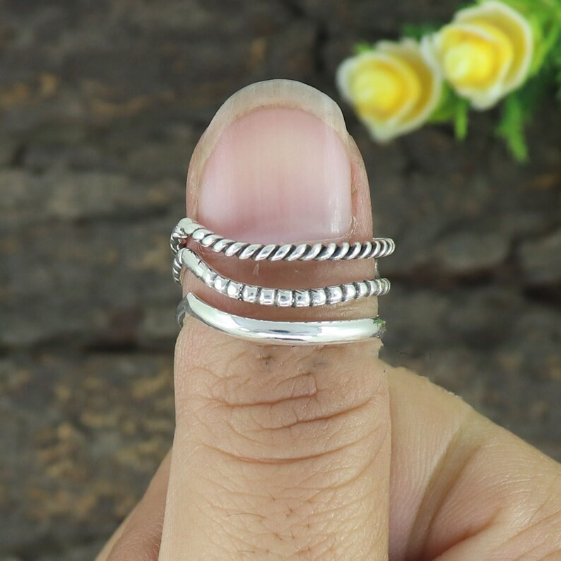 Solid 925Sterling Silver Chevron V Shape Mixed Texture Triple Band Handmade Ring