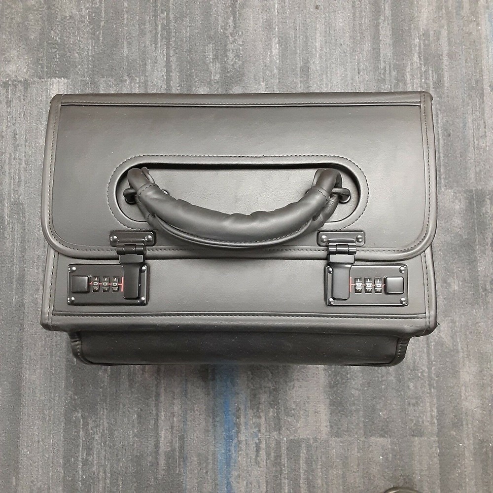 Targus Roller Bag for Philips Projector..or Other Things..NEW...Defective Handle