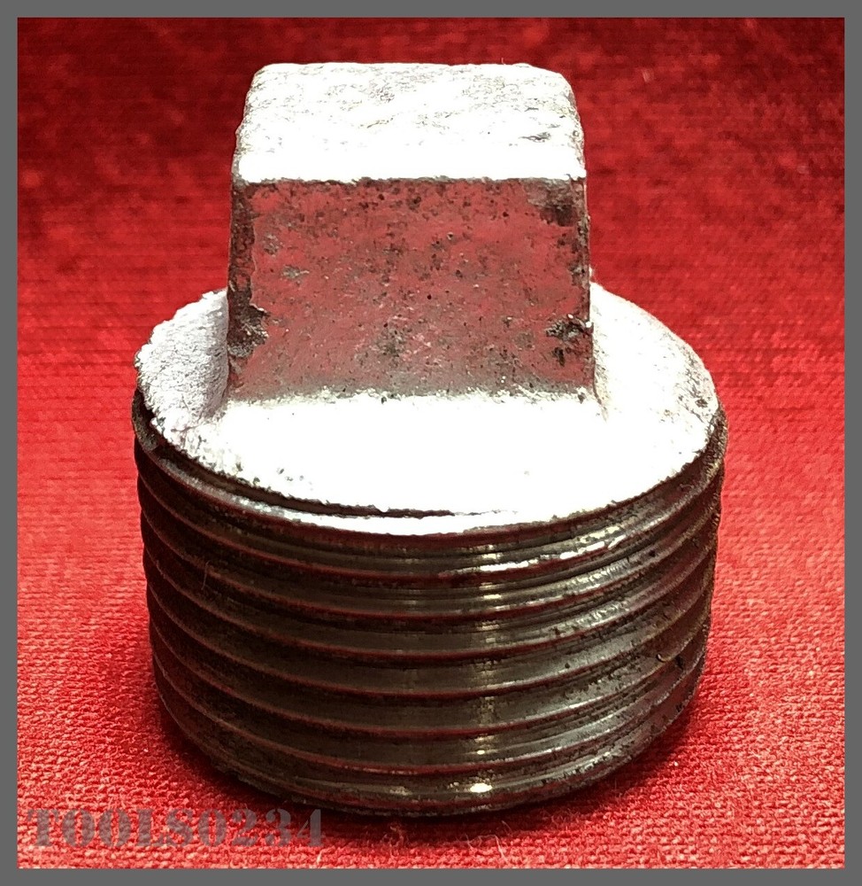 511-804HN Mueller 3/4" Galvanized Pipe Plug Malleable Iron